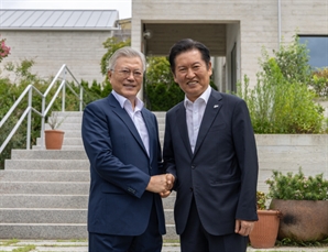 조국 광복절 사면… 李 선택만 남았다