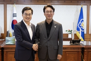 김동연 지사, 김민석 국무총리·구윤철 경제부총리 만나 道현안 국비지원 요청