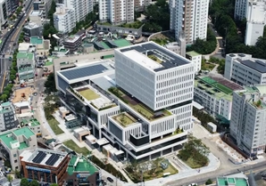 '새 옷' 입은 동작구, 소상공인 개별 간판 지원…최대 200만 원