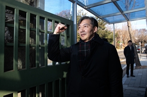 李대통령, 하루 앞당겨 11일 국무회의…조국 사면여부 결정