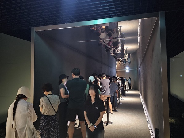 서면 써밋 더뉴 견본주택 인파