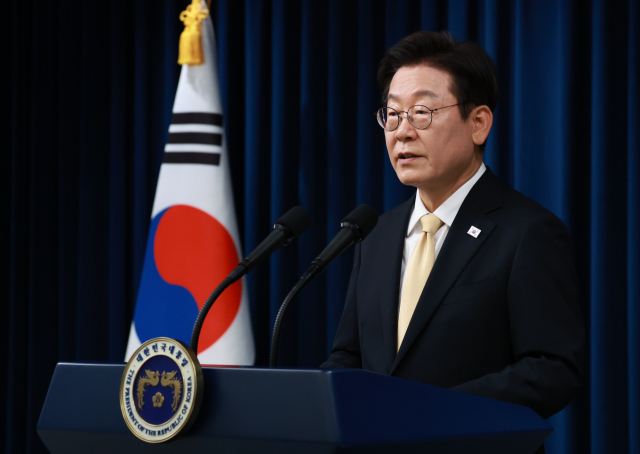이재명 대통령이 11일 서울 용산 대통령실 청사에서 열린 한·베트남 공동언론발표에서 발언하고 있다. 연합뉴스
