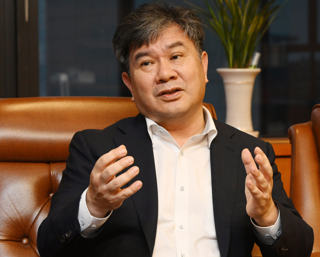 [청론직설] “금융은 ‘보조 산업’ 아니라 ‘전략 산업’…규제 풀어 성장 엔진 지펴야”