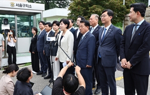국회 대신 '특위 정치'로 기운 정청래號
