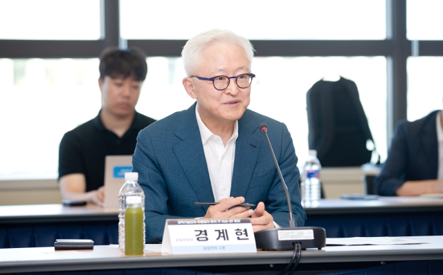 '韓, 젊은 과기인에 매력 없어…직업 이동성·다양성 커져야'