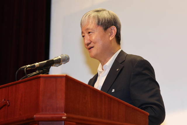 이찬진 신임 금감원장이 14일 서울 여의도 금융감독원에서 열린 취임식에서 취임사를 하고 있다. 연합뉴스