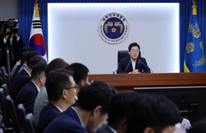 李대통령 “특정업체 독점·계약 강제는 부조리…조달청 개혁해야”