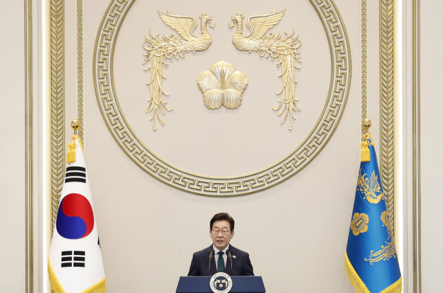 이재명 대통령이 14일 청와대 영빈관에서 열린 '광복 80주년, 대통령의 초대' 행사에서 인사말을 하고 있다.연합뉴스