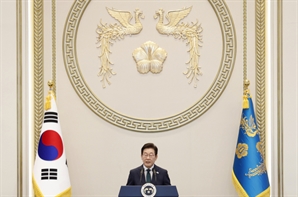 李대통령, 재외동포 특별메시지 "정부 든든히 뒷받침 하겠다"
