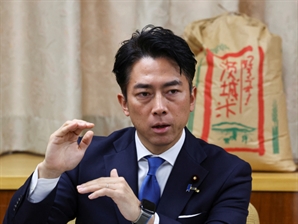 日고이즈미 농림수산상 야스쿠니 신사 참배…이시바 총리는 공물 봉납만