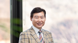 "디스플레이 인력, 반도체의 10% 불과… '즉시 전력감' 9000명 양성"