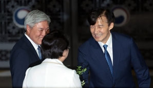 조국 "비판 안고 정치"…혁신당 재건 숙제