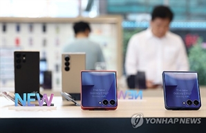 삼성, 중동서 자존심 지켰다…스마트폰 점유율 1위