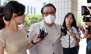김건희특검, '통일교·공천 청탁 의혹' 건진법사 첫 소환