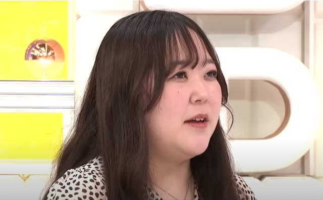 자신이 좋아하는 게임 캐릭터를 학습시킨 AI와 결혼한 일본 여성 카노씨/아베마TV