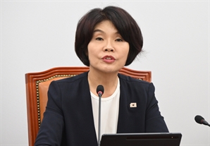 尹정부 ‘원전 굴욕계약’ 논란에 한정애 “주권 팔아먹은 매국행위”