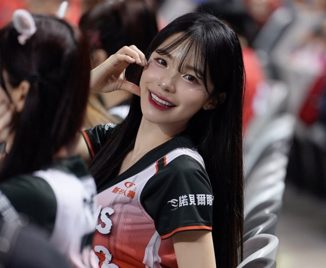"가수 데뷔하고 유튜브 1위"…대만서 인기 폭발 치어리더 이다혜 '깜짝 근황' 봤더니