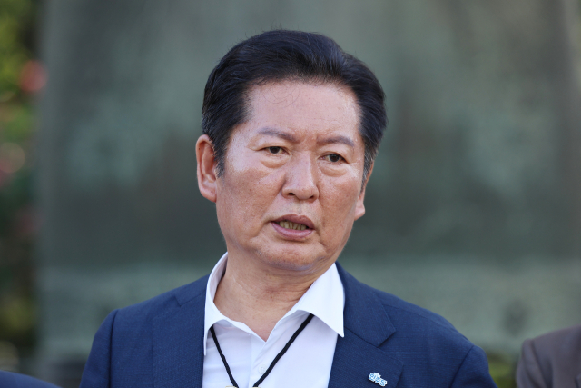 정청래, 민주당 지지율 하락에 "높아질 수 있도록 잘하겠다"