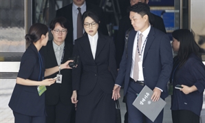 수척해진 김건희 "내가 죽어야 남편 살 수 있지 않겠냐"…구치소서 오열