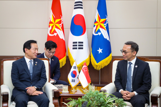 국방차관, 한·싱가포르 회담…국방·방산 협력 논의