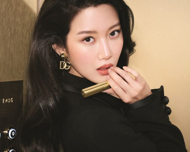 돌체앤가바나 뷰티 앰버서더 문가영과 함께 한 립 스틸로 캠페인. 사진 제공=신세계인터내셔날 돌체앤가바나 뷰티