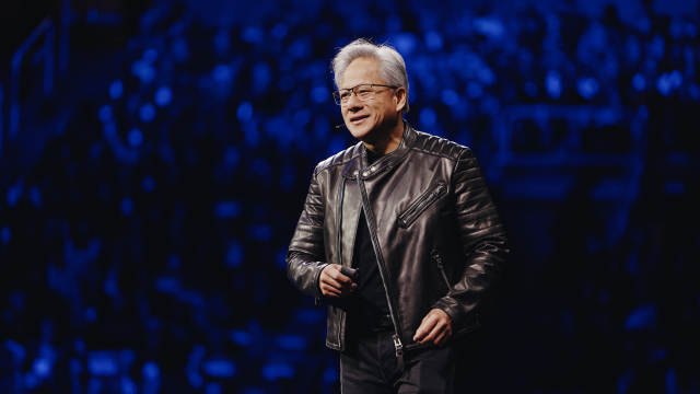 ‘GTC 2025’ 무대에서 기조연설하는 젠슨 황 엔비디아 최고경영자(CEO). 사진 제공=엔비디아