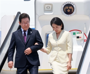 李대통령, 도쿄 도착…재일동포 간담회 후 한일 정상회담