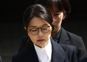 김건희 여사 특검 조사 길어지는 침묵은 왜?[서초동야단법석]