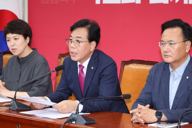 송언석 "노봉법·더 센 상법은 '경제내란법'…국민 대상 실험하겠다는 것"