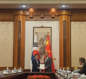 방중 특사단, 친서 전달하며 시진핑 APEC 초청