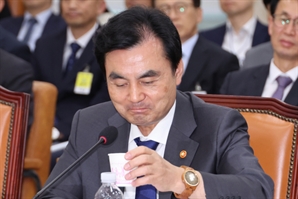 안규백, “軍 지휘부 조속한 교체 필요…2차관 신설해야”