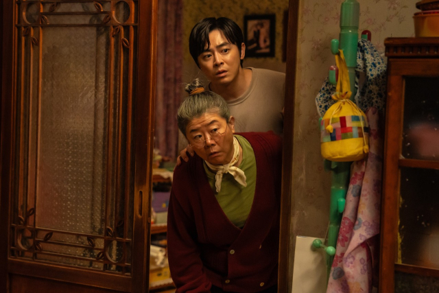 영화 '좀비딸'의 스틸컷. 사진 제공=NEW