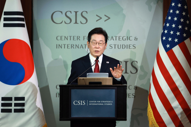 이재명 대통령이 25일(현지시간) 미국 워싱턴DC 국제전략문제연구소(CSIS)에서 정책 연설을 하고 있다. 연합뉴스