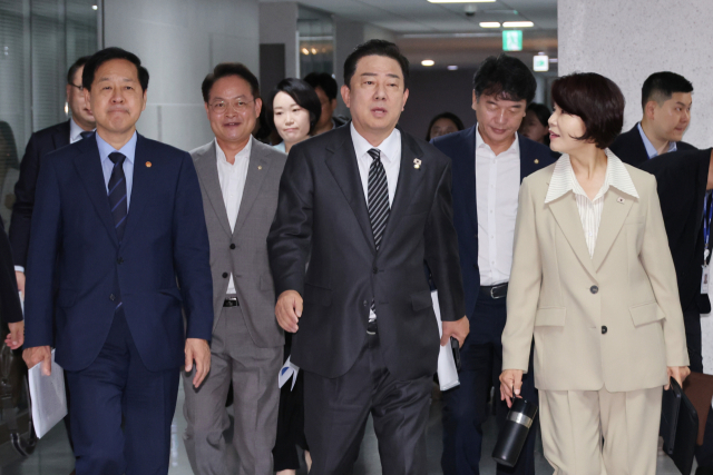 김병기 "내년도 예산안에 李 국정철학 담아야…혁신경제 등 목표"
