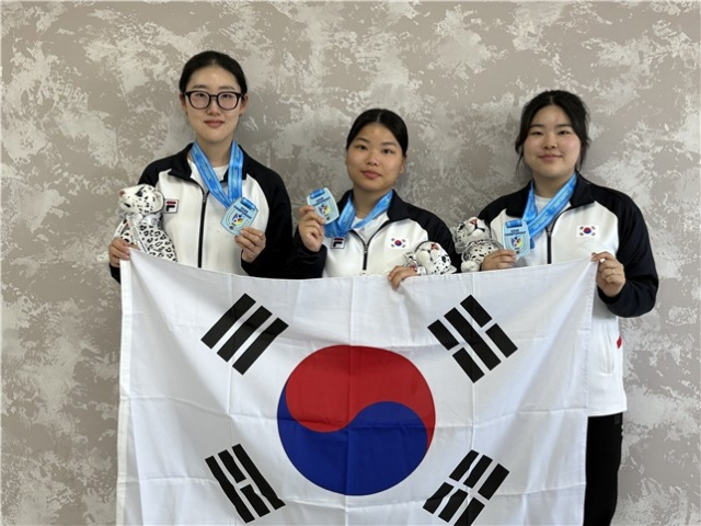 양지인(왼쪽부터), 남다정, 오예진. 사진 제공=대한사격연맹