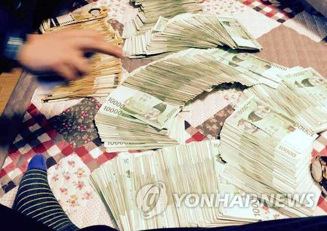 "70%까지 돌려드립니다"…은행권, 도넘은 보이스피싱에 보상 카드 꺼냈다