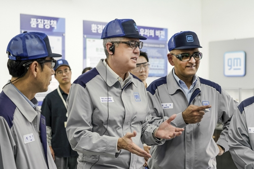 '부분파업' 한국GM 사장, 창원공장 방문…"임직원 격려 차원"