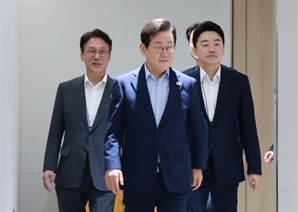 미·일 순방 효과…李대통령 지지율, 59%로 반등[한국갤럽]