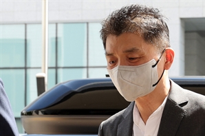 檢, 김범수 카카오 창업자에 징역 15년 구형…SM 시세조종 의혹