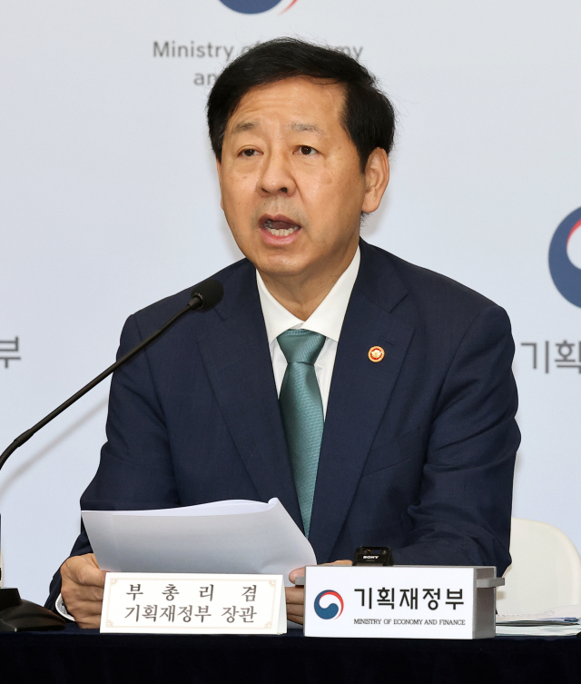 구윤철 "부동산 세제는 신중히 추진…가격 보면서 결정"