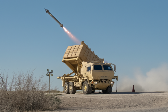 지대공 미사일로 개량된 AIM-9X 사이드와인더 발사 시험 모습. 사진 제공=미 육군