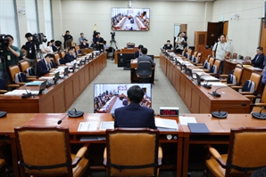 여야, 금융위 해체안 두고 격돌…이억원 "언급 적절치 않아"