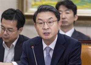 금융위원장 후보자 “원화 스테이블 코인, 부가가치 창출 살펴볼 것”