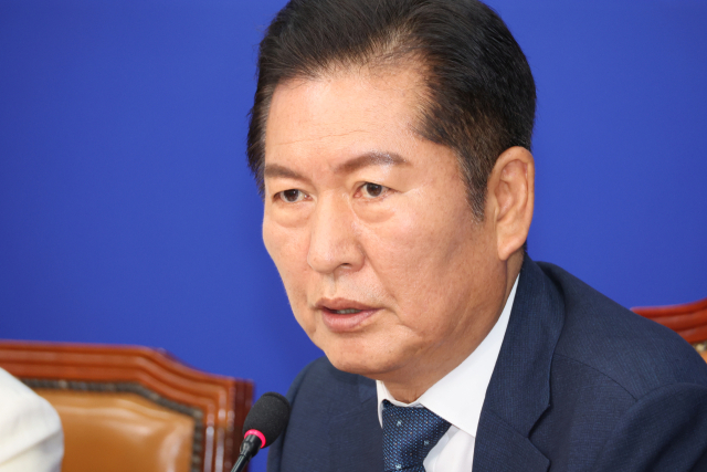 더불어민주당 정청래 대표가 3일 서울 여의도 국회에서 열린 최고위원회의에서 발언하고 있다. 연합뉴스
