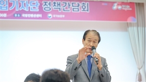 권오을 보훈장관 “독립유공자 후손 예우 ‘3대→4~5대’로 확대”