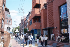 강남 아파트 0%, 성수동 공장 2200억… 엇갈린 경매 시장 성적표