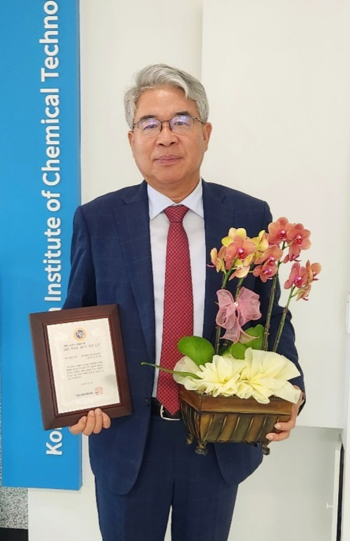 한국화학연구원 이동구 박사 ‘2025 한국을 이끄는 혁신 리더’ 선정