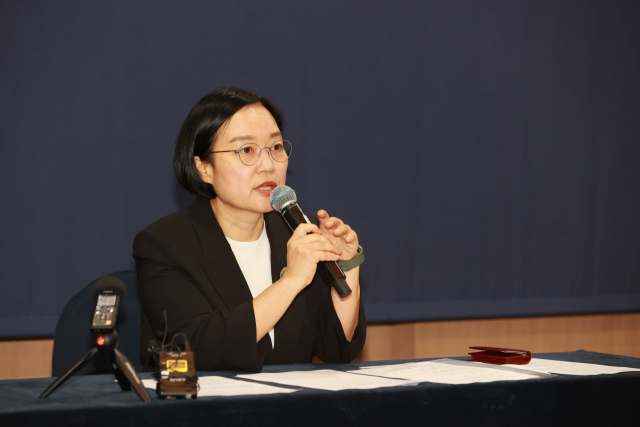 4일 한성숙 중기부 장관이 제주국제컨벤션센터에서 열린 기자간담회에서 ‘2025 중기 장관회의’에 대해 설명하고 있다. 사진 제공=중기부