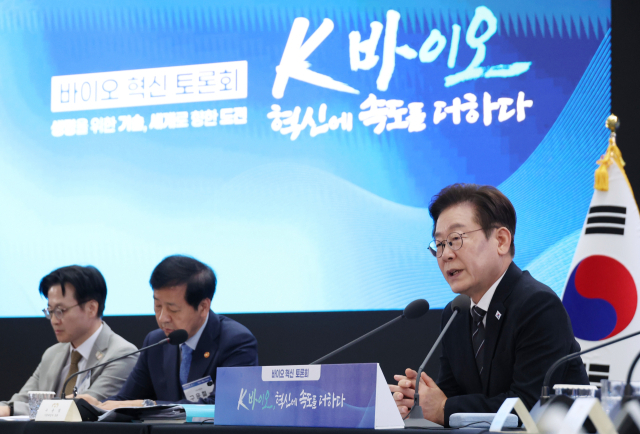 [사설] ‘기업 옥죄기’ 멈추고 규제 풀어야 ‘제조 4강’도 가능