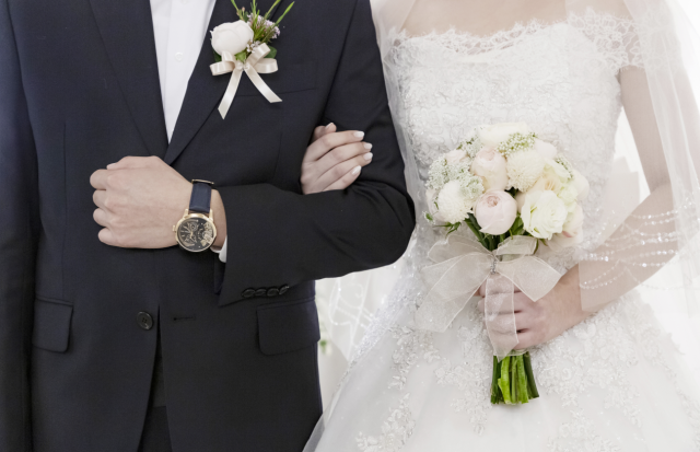 "하객 300명 채웠는데도 돈 더 내라고요?"…예비부부 울리는 '각보증' 뭐길래?
